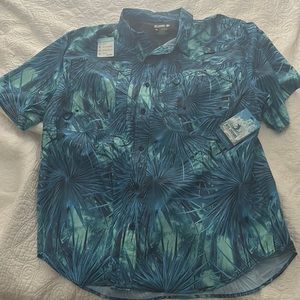 NWT reel legends men’s fishing shirt